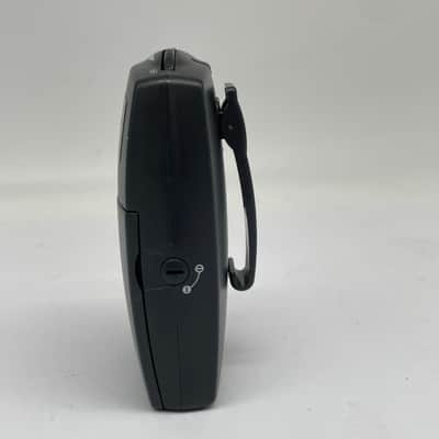 Listen Technologies LR-400-072 216 Mhz Portable Display RF Receiver image 4