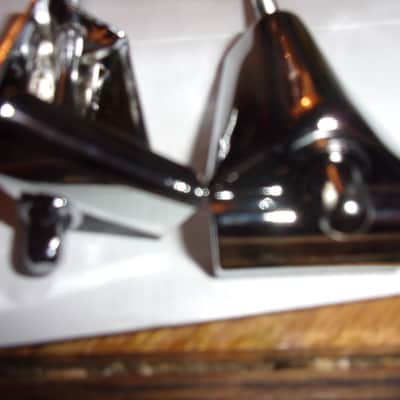 Tama Lot of 2 Bass Drum Chrome Claws and 4" Tension Rods for your Hoops / Rims image 2