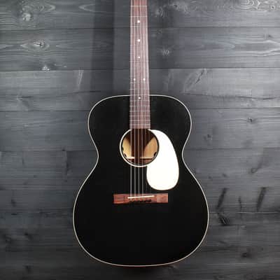 Martin 000-17E Blacksmoke Mahogany / Spruce w/ Fishman Electronics image 2