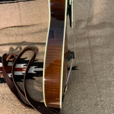 2011 Larrivée F-33 Mandolin - Gloss Brown Burst image 6