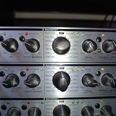 TC Electronic M300 Dual Engine Effects Processor 2000s - Silver image 2