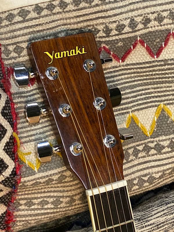 Yamaki YW-20 Square Shoulder Dreadnought Acoustic - Natural Finish