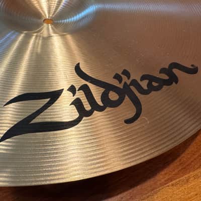 Zildjian 18" A Series Medium Thin Crash Cymbal 2013 - Present - Traditional image 6