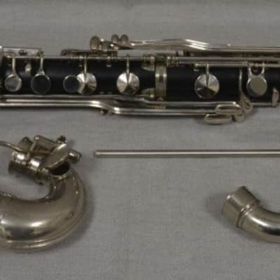 Clarinete Bajo Yamaha 220 en perfecto estado image 6