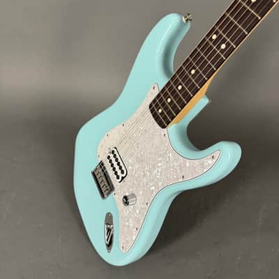 Fender Tom Delonge Stratocaster RW Daphne Blue 2,9 kg inkl. Gigbag image 10