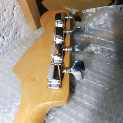 70's JAZZ BASS SUNBURST - RARE PICKUP VERSION - GREAT 60's BEAT SOUND image 4