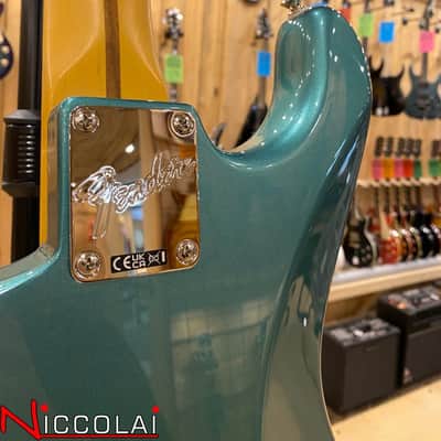 Fender American Professional Classic Stratocaster HSS, Rosewood Fingerboard, Faded Sherwood Green Metallic image 14