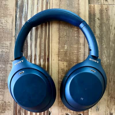 SONY - WH1000XM4 Wireless Noise-Cancelling Over-the-Ear Headphones Midnight Blue image 2