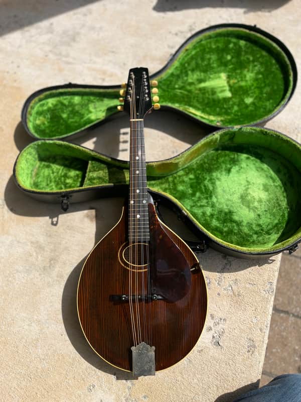 1923 Gibson A model Snakehead Mandolin w/ original case Lloyd Loar era image 1