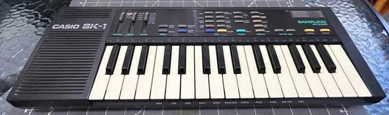 Casio SK-1 32-Key Sampling Keyboard 1986 - Black image 1