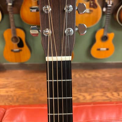 1998 Martin HD-28 Natural image 18