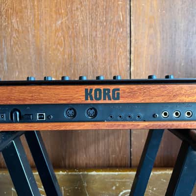 korg minilogue xd 4-voice Analog Synthesizer w/ bag image 7