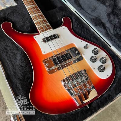 2013 Rickenbacker 4003 Bass Guitar in Fireglo – Excellent Condition with Original Case image 2