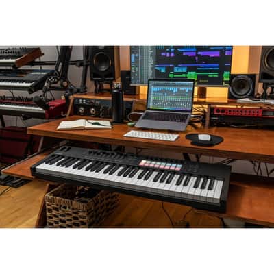 Novation Launchkey 61 MK4 61-Key USB MIDI Compact All-In-One DAW Keyboard Controller with Ableton Live 12 Lite and 16 Velocity Sensitive Pads image 7