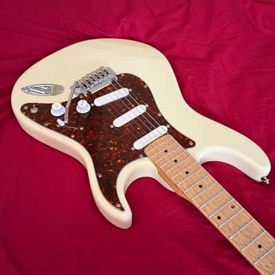 Carvin Bolt SSS Tremolo - Custom Shop Strat Killer - Made in USA - Vintage White - Lace Style Pickups - Free Pro Setup image 3