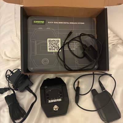 Shure GLXD16+ Wireless Guitar Pedal System 2023 - Present - Black image 2