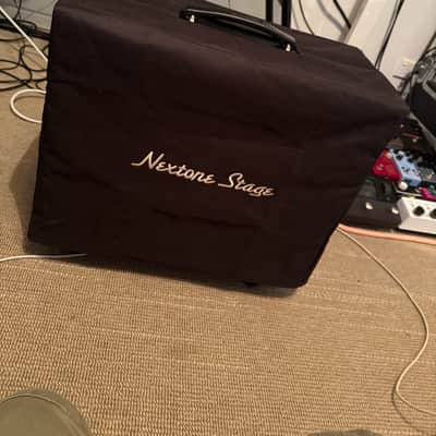 Boss Nextone Stage + castors + case image 3
