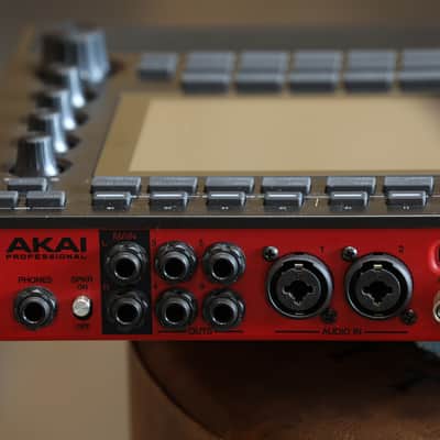 Akai MPC Live III Standalone Sampler / Sequencer 2025 - Present - Black image 5