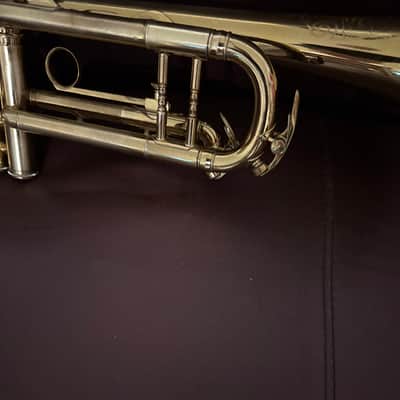 King Super 20 Bb Trumpet (1960) SN 374475 (S1 bore)(very rare)(professional) image 9