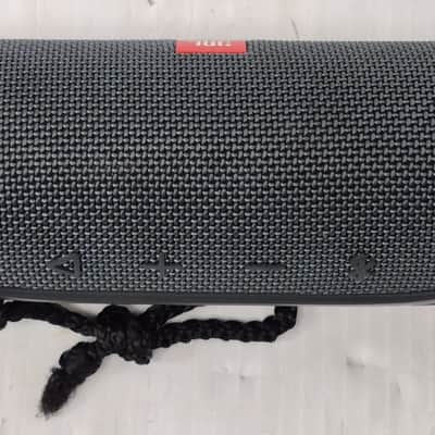JBL Flip Essential image 13