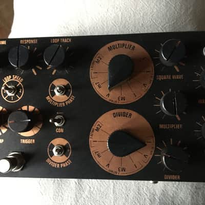 Schumann Electronics PLL Harmonizer + Drone + Momentary switch image 4