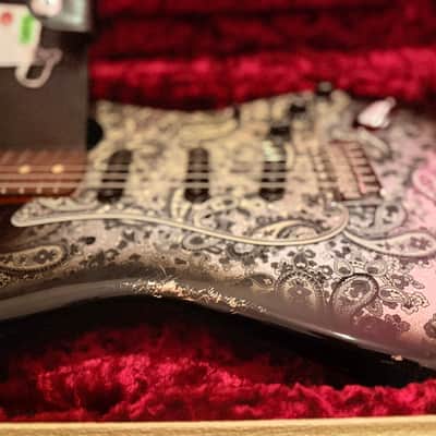 Fender Stratocaster relic 1963 - Black paisley image 9