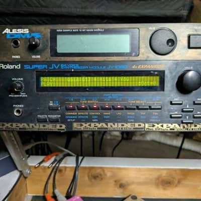 Roland JV-1080 64-Voice Synthesizer Module 1994 - 2001 - Black image 2