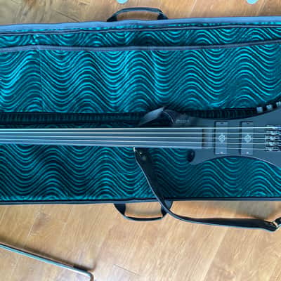 Moses Graphite Vertical Jump 5 string fretless lefty 2016 - Black image 13