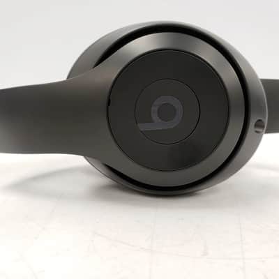 Beats by Dre Studio Pro image 3