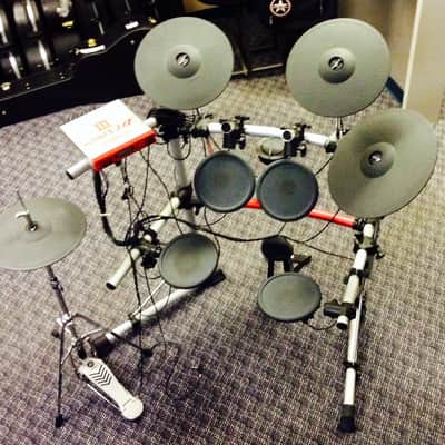 Yamaha DTXpress III Electronic Drum Kit   Black image 4