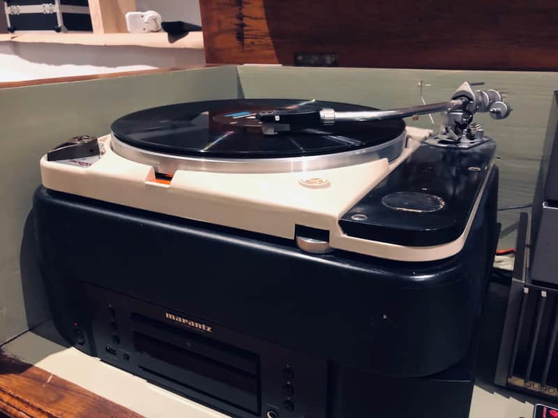 Thorens TD124 beige/black original 60s turntable image 1