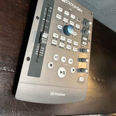 PreSonus ioStation 24c USB-C Audio Interface and DAW Controller 2020 - Present - Gray image 3