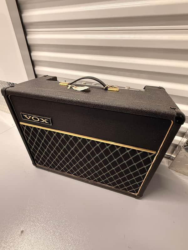 Vox V-3 Cambridge Reverb 17-Watt 1x10" Guitar Combo