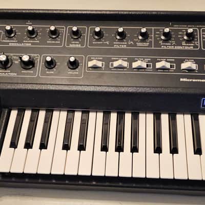 Moog  Micromoog Synthesizer