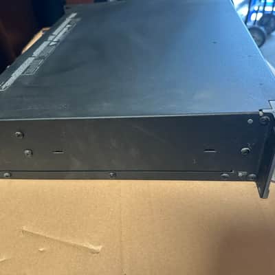 QSC PLX2402 Power Amplifier image 5