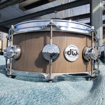 DW Collector's Series Eucalyptus /Maple Exotic HVLT Snare, Natural Satin, 5x14 image 11