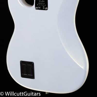 Fender American Ultra Precision Bass Maple Fingerboard Arctic Pearl (965) image 2