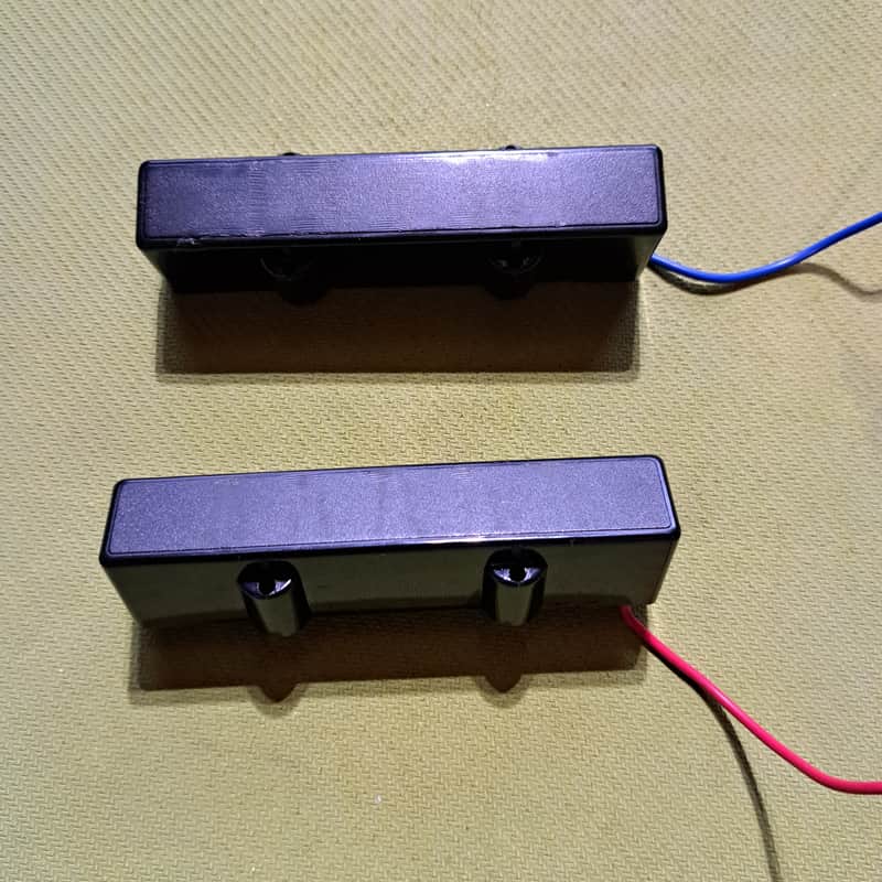 Rogue Series III 5-String Bass pickups image 1
