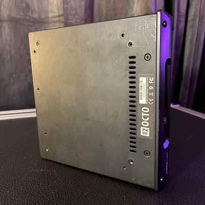Universal Audio UAD-2 Satellite OCTO Core Thunderbolt DSP Accelerator 2019 - 2020 - Black image 2