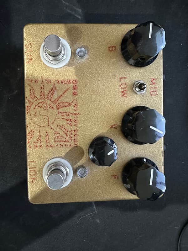 Analogman Sun Lion nkt275 red dot with cv7003 beano boost Bild 1