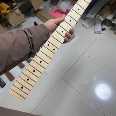 30" Short Scale Bass Neck Maple Fingerboard, 30inch Mustang Style, Dot Inlays,2 image 2