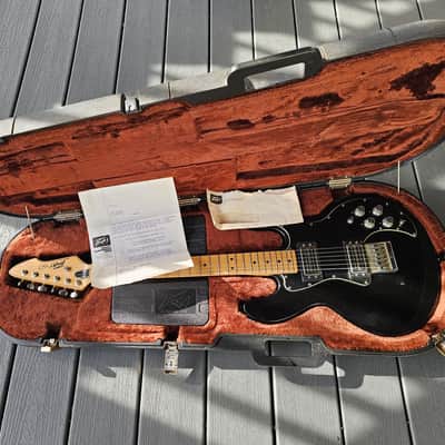 Peavey T-60 Electric Guitar with OHSC 8.2 lbs image 17