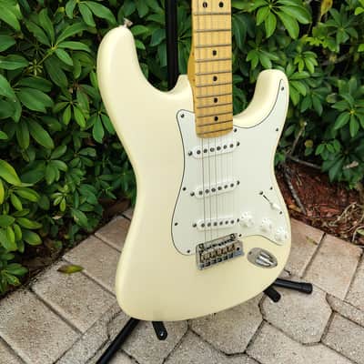 Fender American Standard Strat Stratocaster Olympic White *UNPLAYED* 2011 image 7