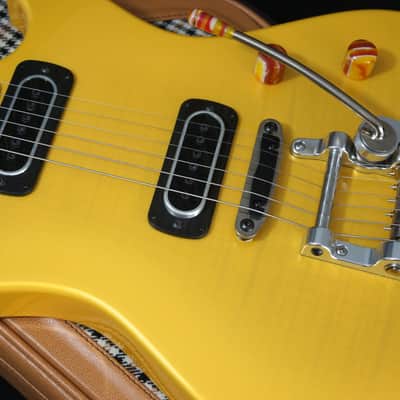 Powers Electric A-Type Select Flame Transparent in Saffron Yellow Metallic image 9