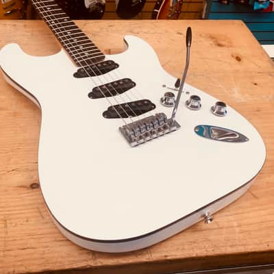 Fender Aerodyne Special Stratocaster Electric Guitar image 4
