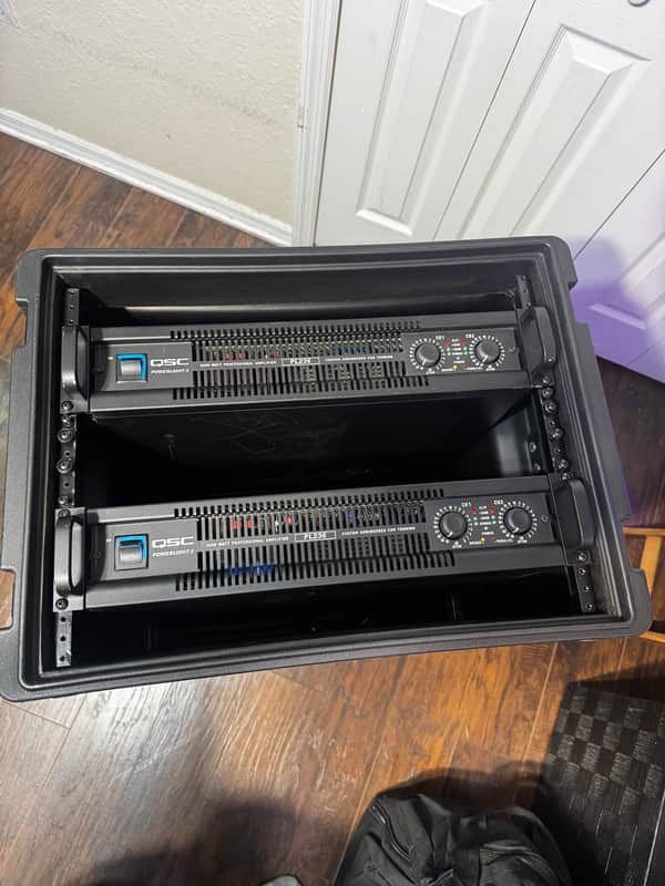 QSC Powerlight 2 PL 236 (set of 2) w/SKB Case 8U image 1