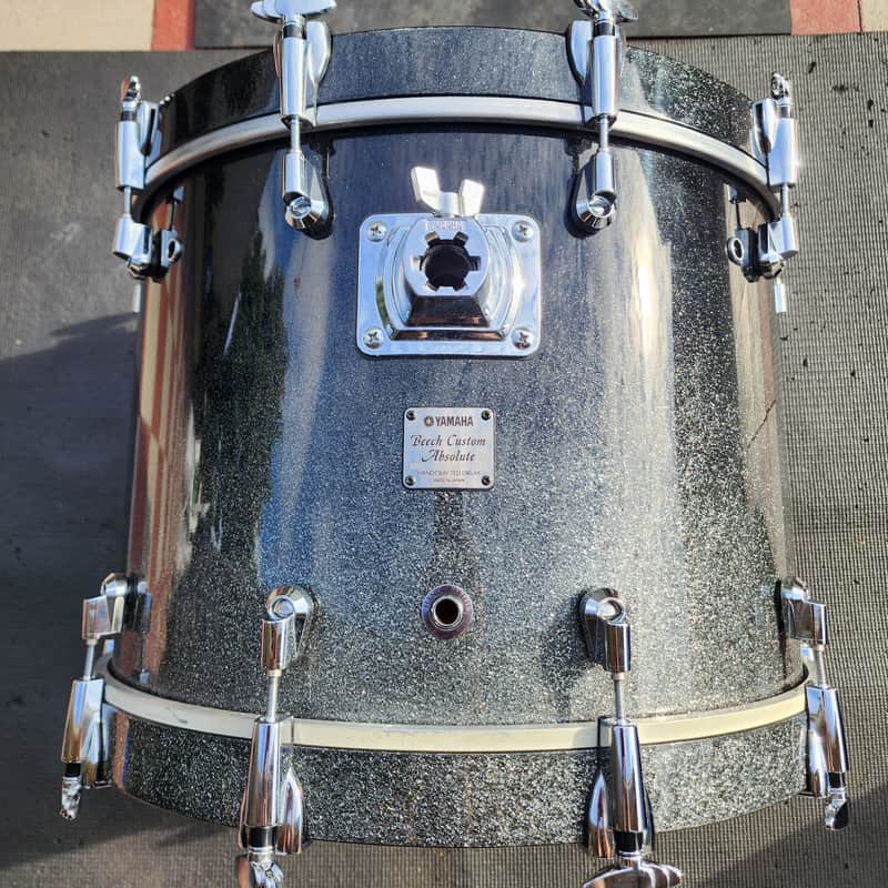 Yamaha Beech Custom Absolute Nouveau 14x20 Bass Drum - Black Sparkle Fade