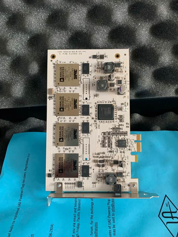 Universal Audio UAD-2 QUAD Core PCIe DSP Accelerator Card 2012 - Present - White image 1
