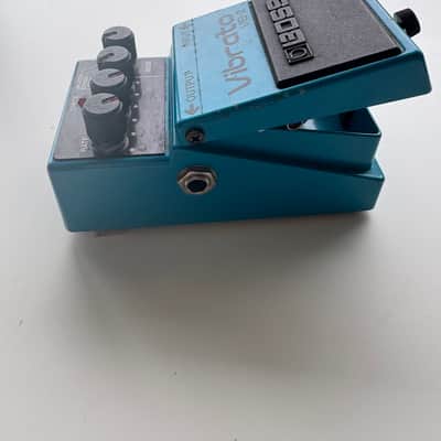 BOSS VB-2 Vibrato Guitar Effects Pedal 1982 Vintage Japan MIJ image 4