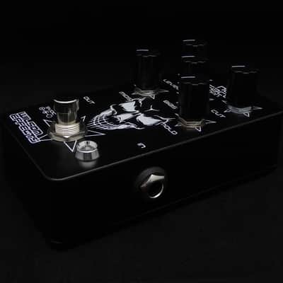 Wilson Effects No Face NPN Fuzz image 6